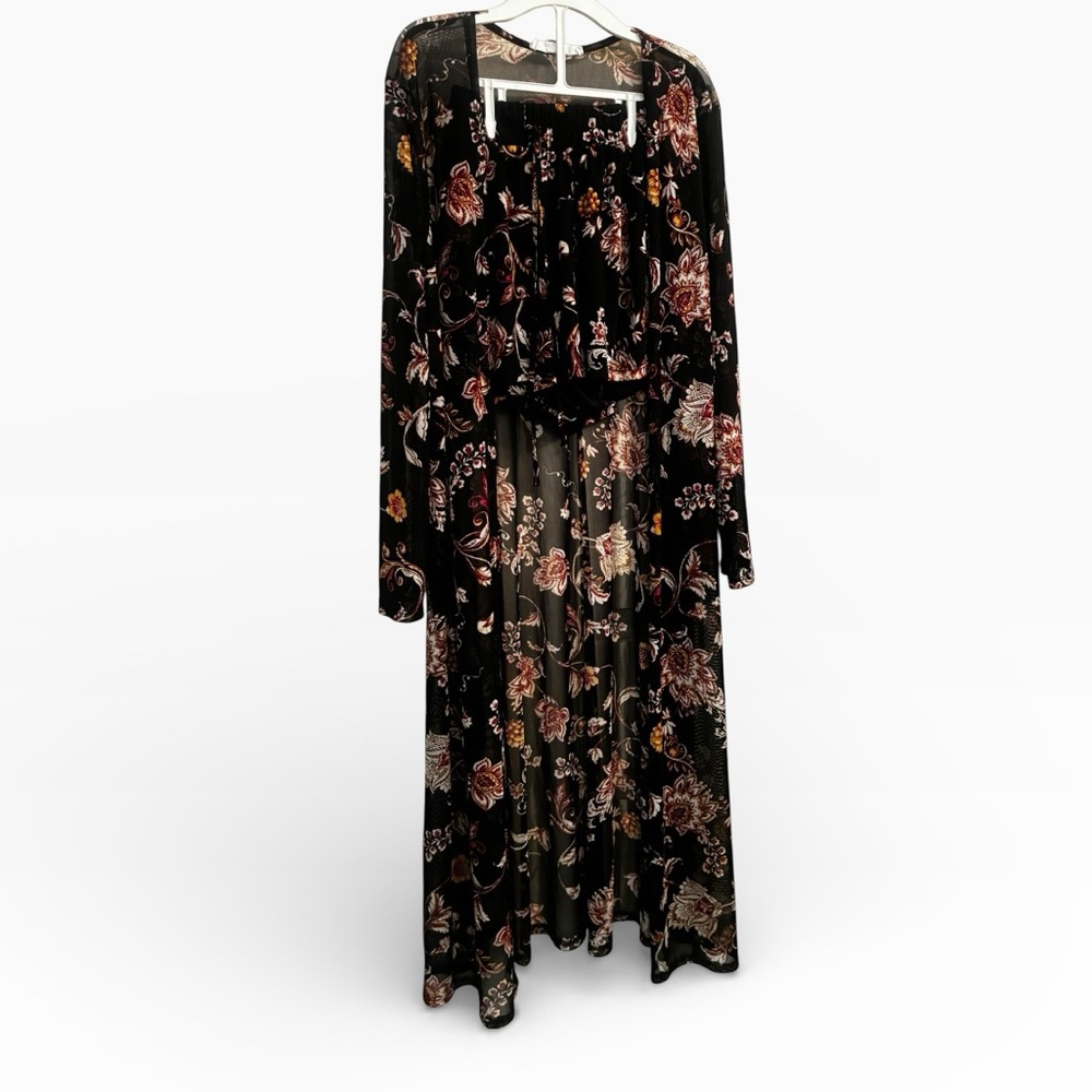 L.I.F.E. Shear Floral Duster W/Matching Shorts, Size Small